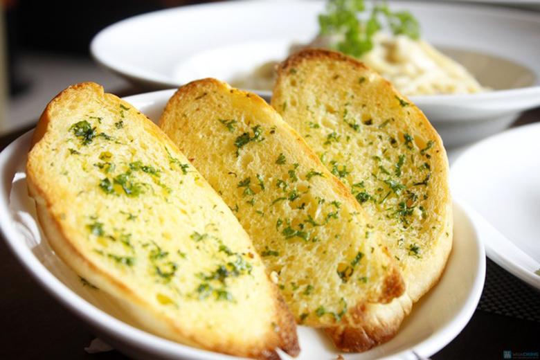Hướng dẫn cách làm bánh mì bơ tỏi bằng nồi chiên không dầu thơm ngon béo ngậy