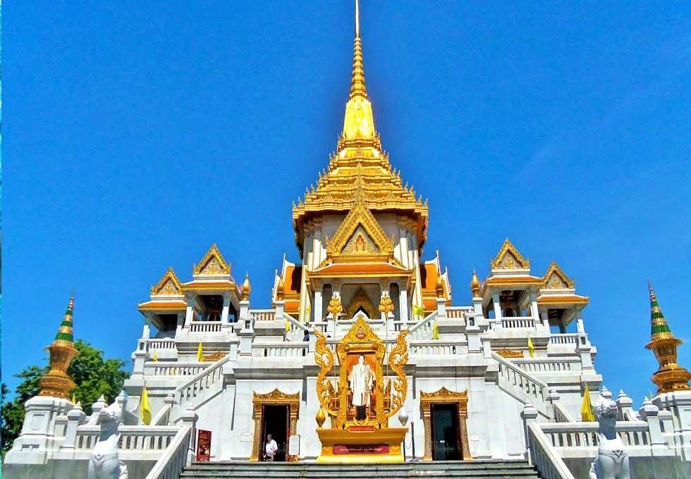 Chùa Vàng Thái Lan: Ngôi chùa linh thiêng và nổi tiếng nhất ở Thái Lan 