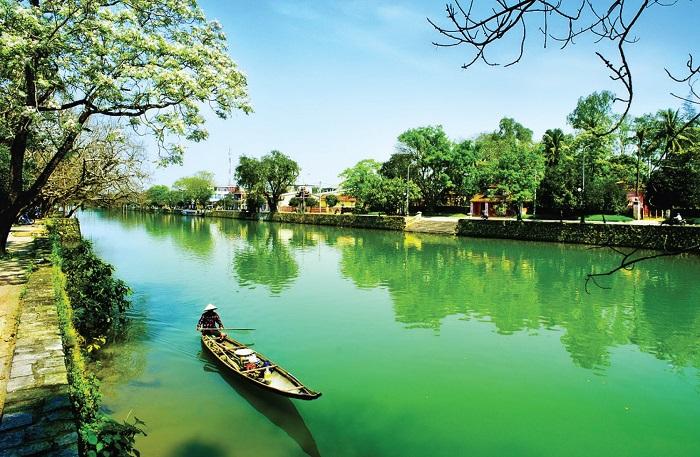Du lịch Huế tháng 4