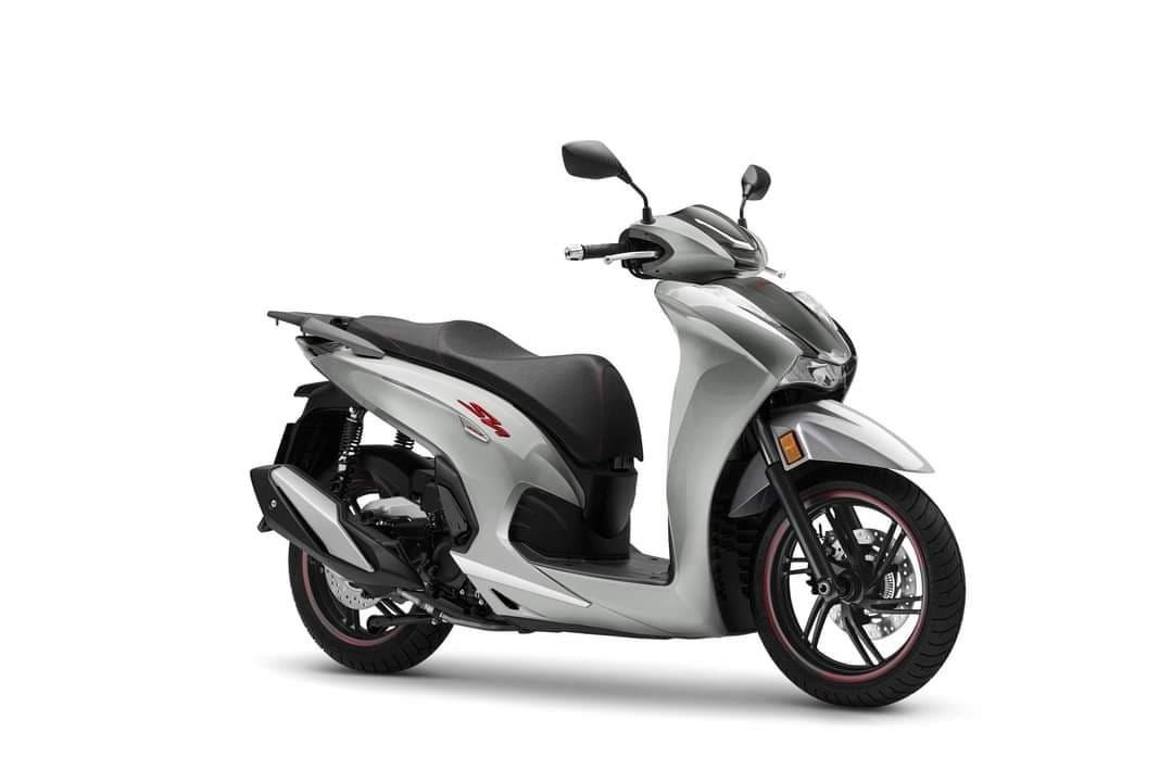 Khách Việt sính ngoại, SH 350i nhập Ý vẫn "át" SH 350i nội giá rẻ